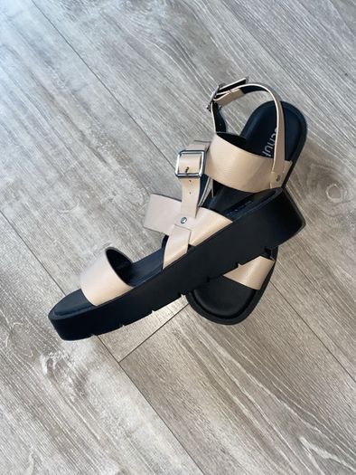 Schuh sandal