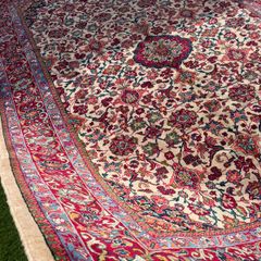 Classic Persian Sarouk Rug | Hand-Knotted Wool | 400cm X 295cm