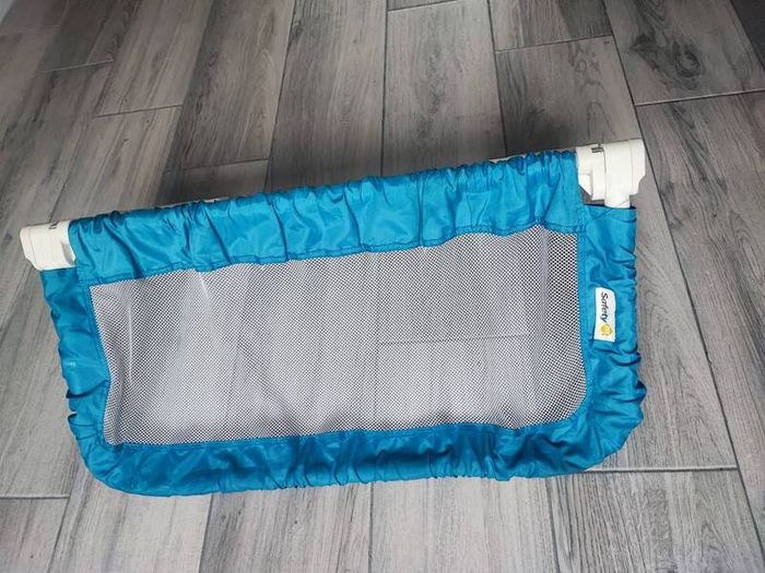 Safety 1st Toddler Bed Rail (smaller)