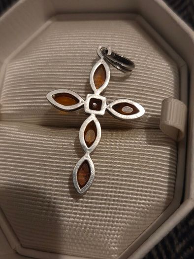 925 Sterling Silver Baltic Amber Cross Pendant