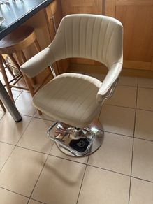 stool