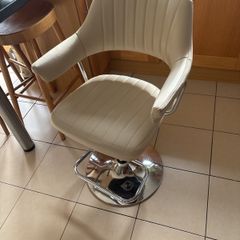 stool