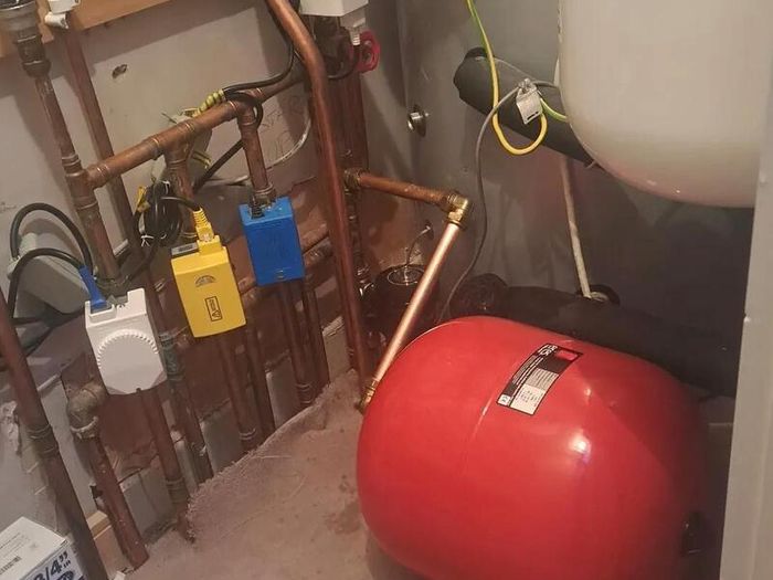 Gas , Plumbing and Heating technician