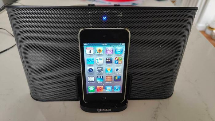 Gear4 iPod speaker