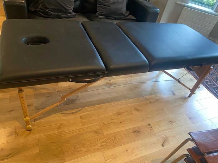 Massage Table (Professional & Portable)