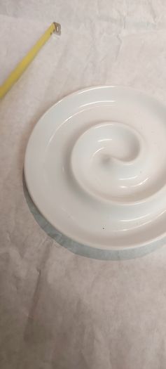Nice quirky bowl/ plate,buyer collects or pays postage, good condition,,sold as is,