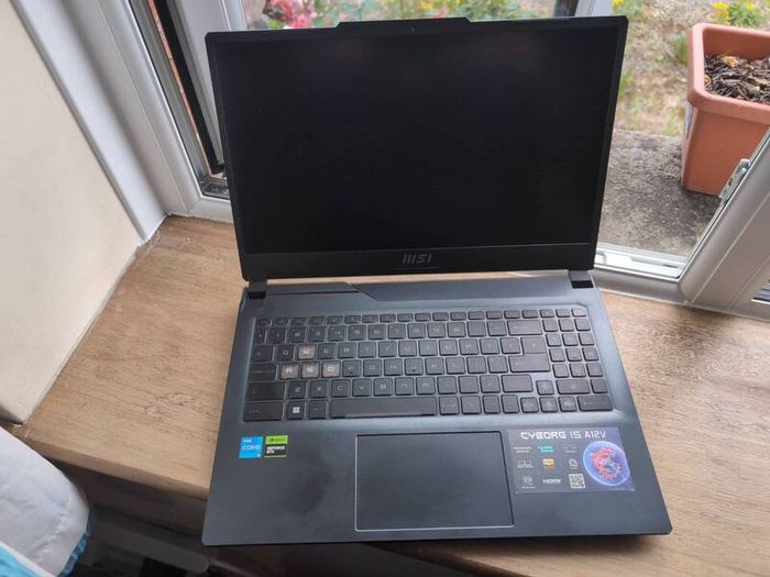 Gaming laptop MSI Cyborg 15 RTX 4060
