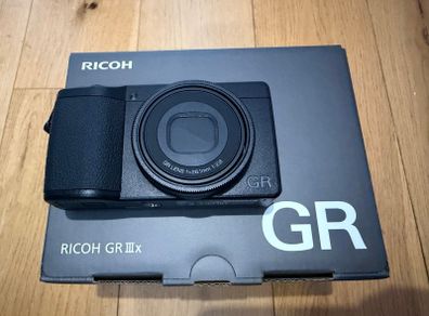 Ricoh GR IIIx as new