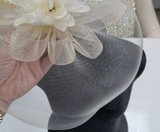 Ivory fascinator - Free Size