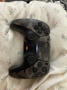 PS5 controller