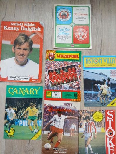 football program lot all Liverpool fc related