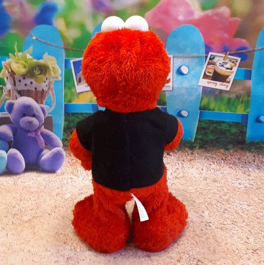 Let's Rock Elmo ORIGINAL HASBRO Talks and Sings E2 Sesame Street