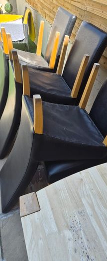 Table and 6 chairs