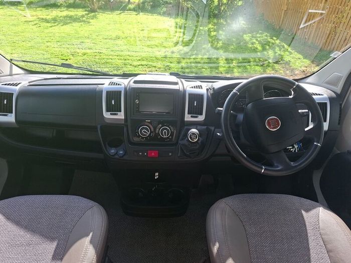 Campervan Carado T135 Emotion 191,