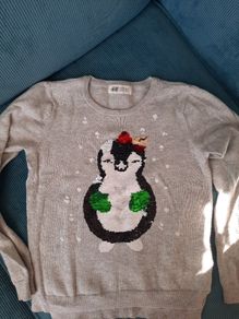 Penguin jumper girls size 6-8 years