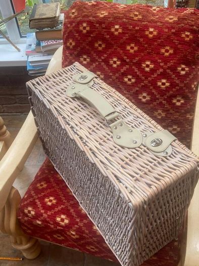 Wicker Picnic Basket with Cutlery and Plates