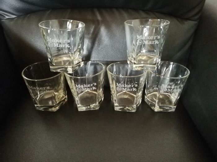 bar glasses Maker's Mark