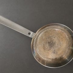 A frying pan