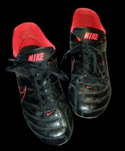 Authentic Nike Park II Junior Football Boots