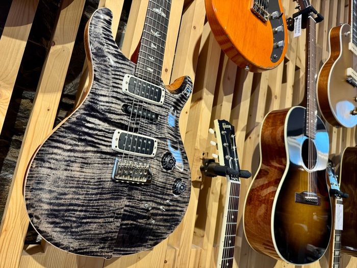 2023 PRS Modern Eagle V (Charcoal)