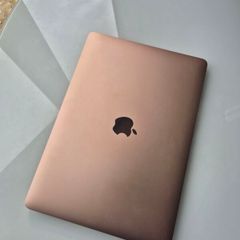 PRISTINE MacBook Air M1, Rare Gold Edition