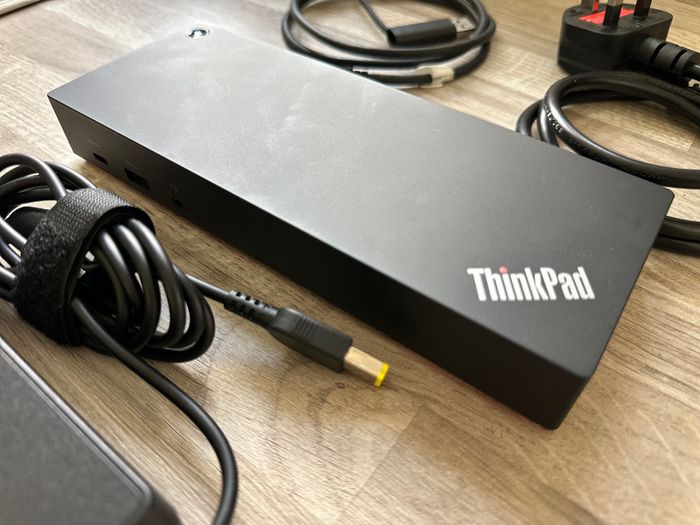 Lenovo ThinkPad Hybrid USB-C With USB-A Dock - Docking Station