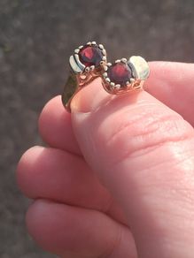 Vintage 14k Gold Garnet Ring (5.2 grams)