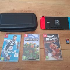 Nintendo Switch  + 4 Games + case
