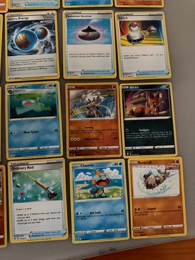 Bundle of 30 various Pokemon cards