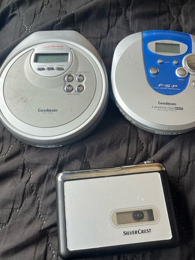 CD an tape  players