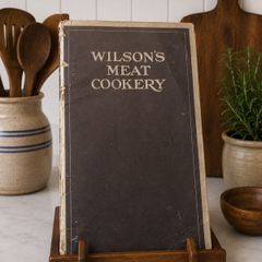 Wilson's meat cookery by Eleanor Lee Wright