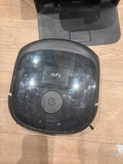 Eufy Omni e28 3 in 1  robot vacuum, mop and portable deep  cleaner