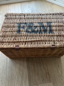 Fortnum & Mason hamper/basket