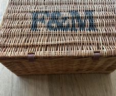 Fortnum & Mason hamper/basket