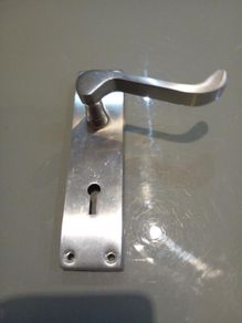 Door handle