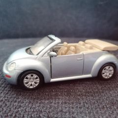Silver VW Beetle Convertible Diecast Car