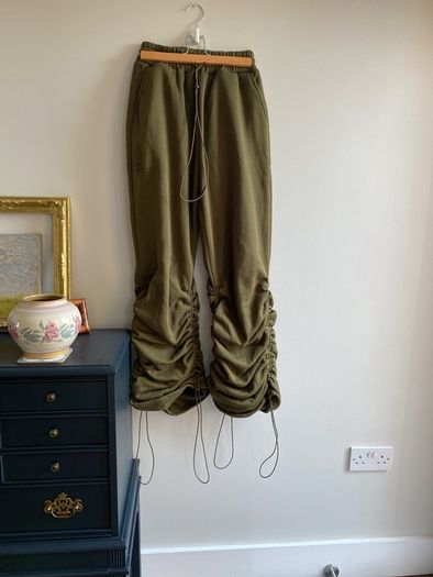 Mars the label track bottoms