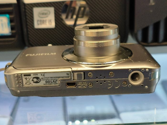 Fujifilm Digital Camera FinePix JV100 12.0MP 3X Zoom Grey