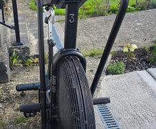 Hiit air assualt bike