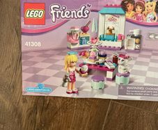 LEGO Friends Stephanie Friendship Cakes