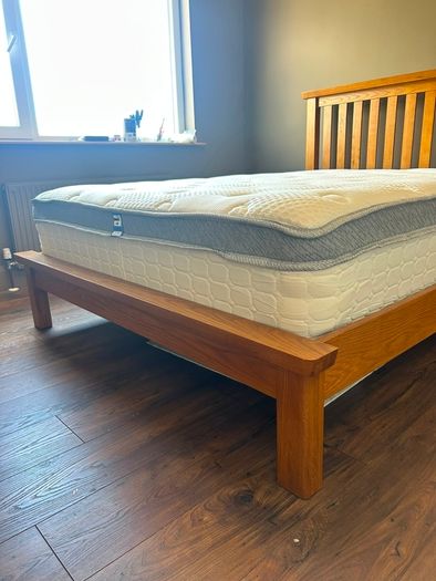 Solid oak king size bed and matching lockers