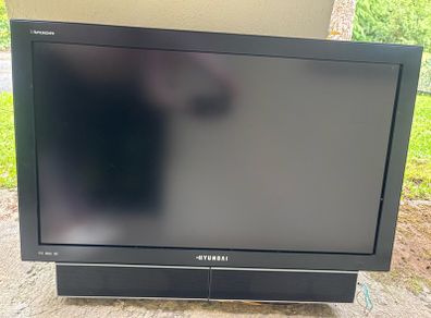 Hyundai 32inch television tv