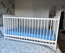 Cot/junior bed/matress/bumper/sheets