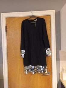 Dunnes  Stores  Gallery  Black Dress.  S.14.  B.N.W.T.