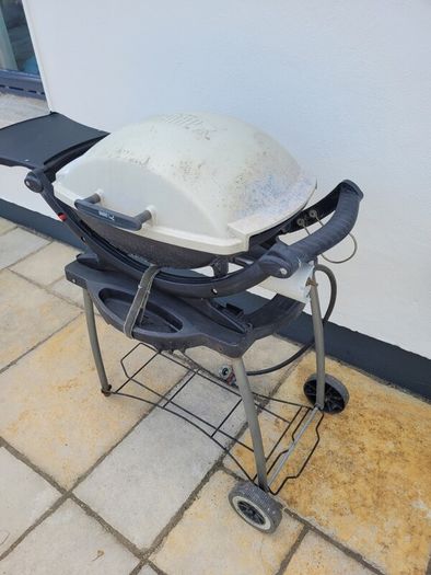 Weber Q200