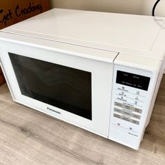 Panasonic NN-E27JW microwave
