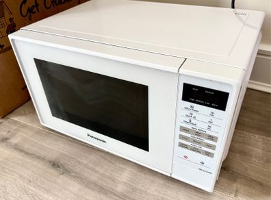 Panasonic NN-E27JW microwave