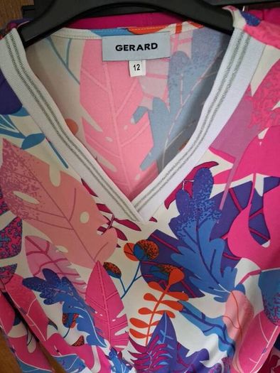 New Gerard Top Size 12 with matching Robell Ankle Grazer Pants