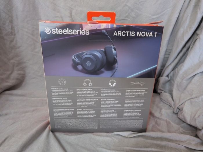 Steelseries Arctis Nova 1