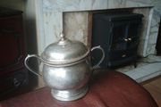 Collectable sugar bowl.
